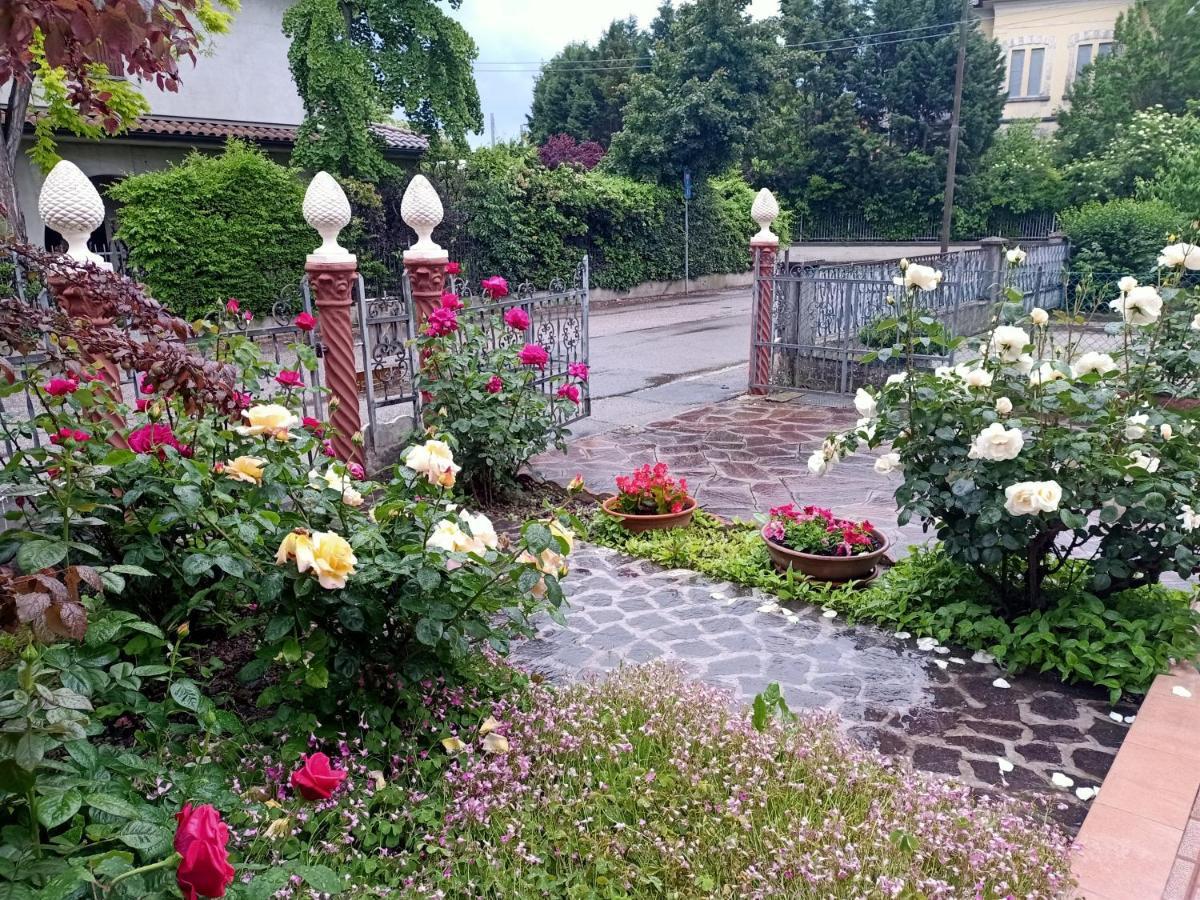 Lily - Storie Del Bosco - Bed & Breakfast San Felice sul Panaro Luaran gambar